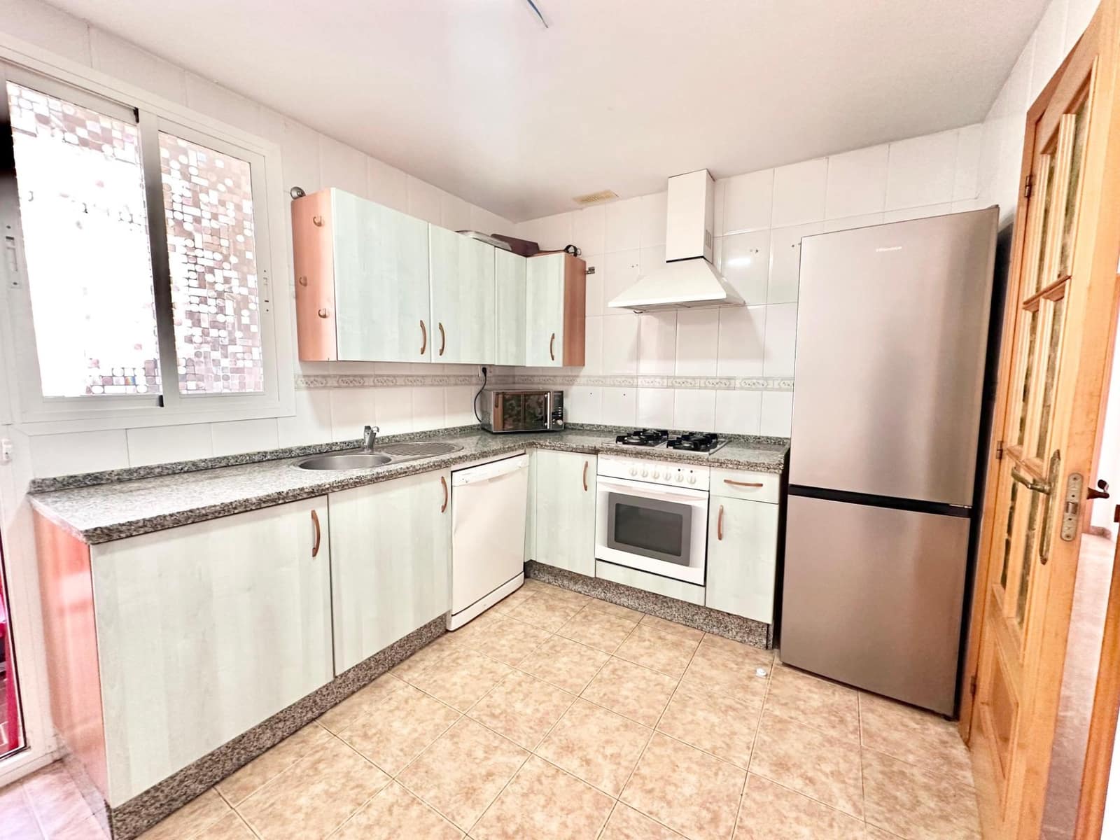 Piso de 3 habitaciones en Málaga ciudad en venta con piscina garaje - 333.000 € (Ref: 9506006)