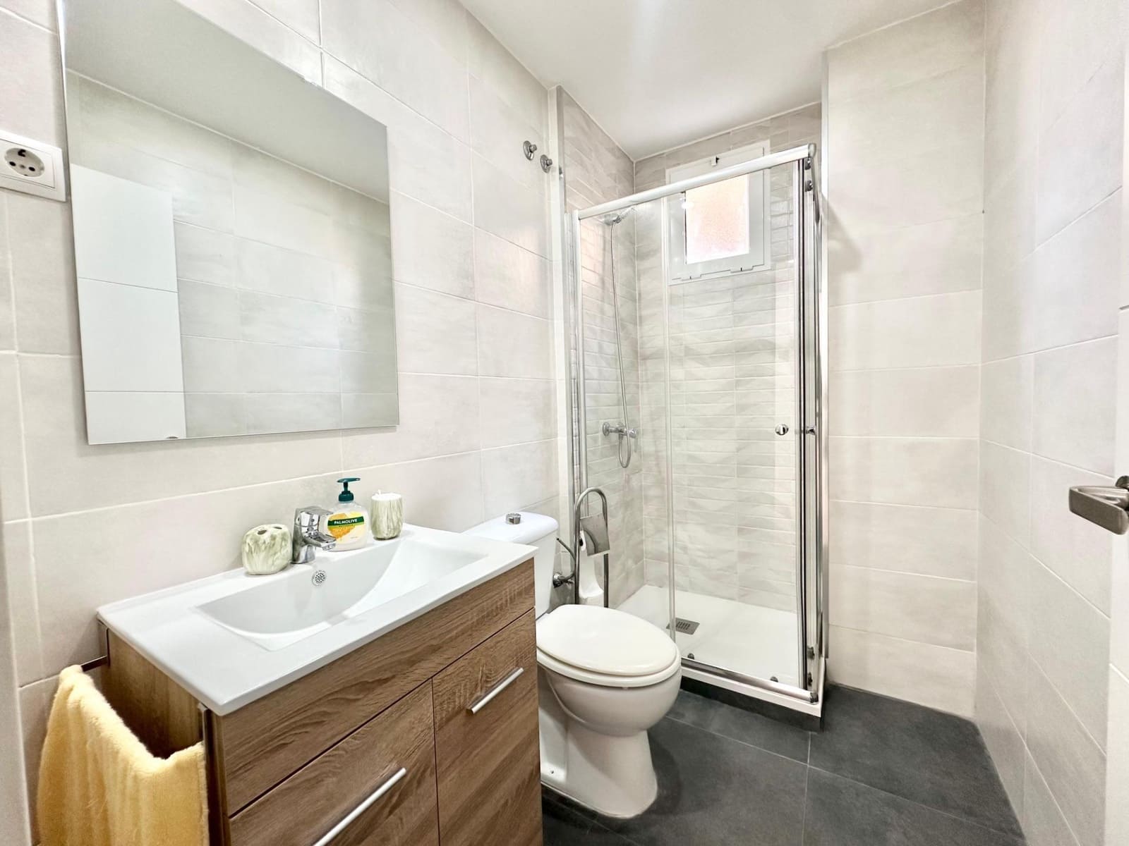 2 bedroom Flat for sale in Malaga city - € 218,000 (Ref: 9506007)