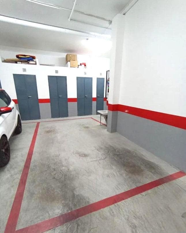 7 Zimmer Wohnung zu verkaufen in Malaga Stadt mit Garage - 500.000 € (Ref: 9506009)