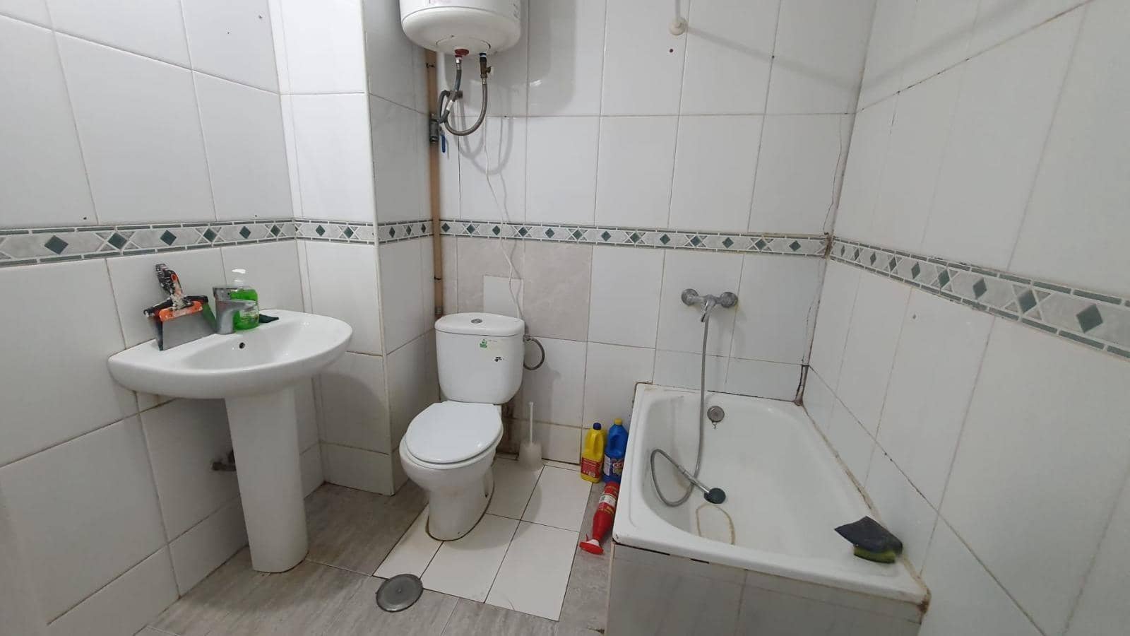 Piso de 2 habitaciones en Torremolinos en venta - 144.000 € (Ref: 9506011)