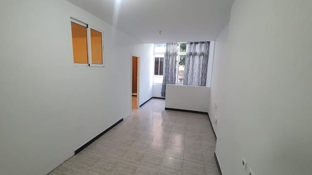 Piso de 2 habitaciones en Torremolinos en venta - 144.000 € (Ref: 9506011)