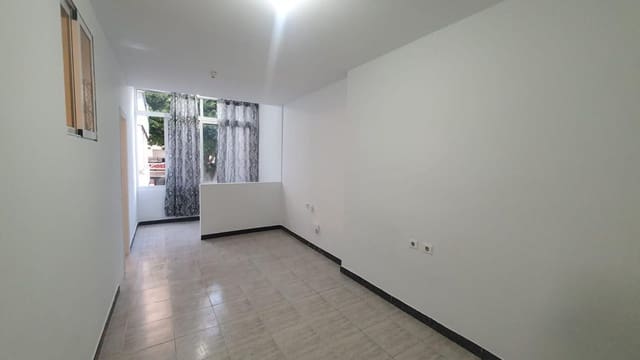 Piso de 2 habitaciones en Torremolinos en venta - 144.000 € (Ref: 9506011)