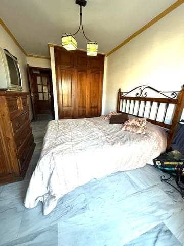 Piso de 3 habitaciones en Martiricos, Málaga ciudad en venta - 380.000 € (Ref: 9506013)