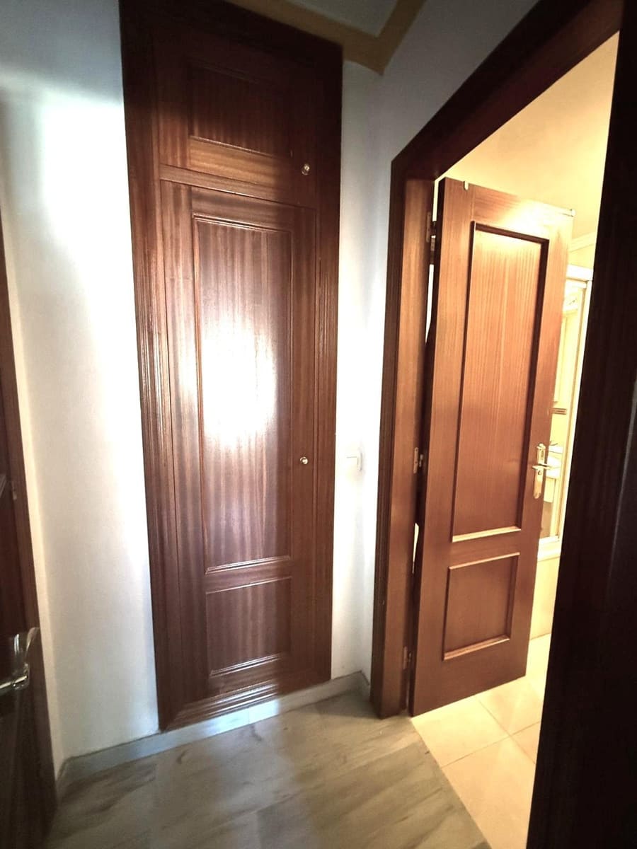 Piso de 3 habitaciones en Málaga ciudad en venta - 380.000 € (Ref: 9506013)