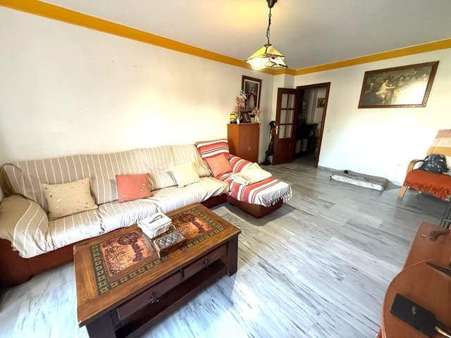 Piso de 3 habitaciones en Martiricos, Málaga ciudad en venta - 380.000 € (Ref: 9506013)