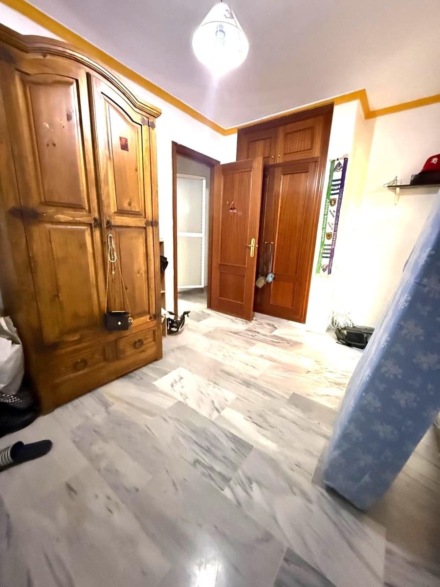 Piso de 3 habitaciones en Málaga ciudad en venta - 380.000 € (Ref: 9506013)