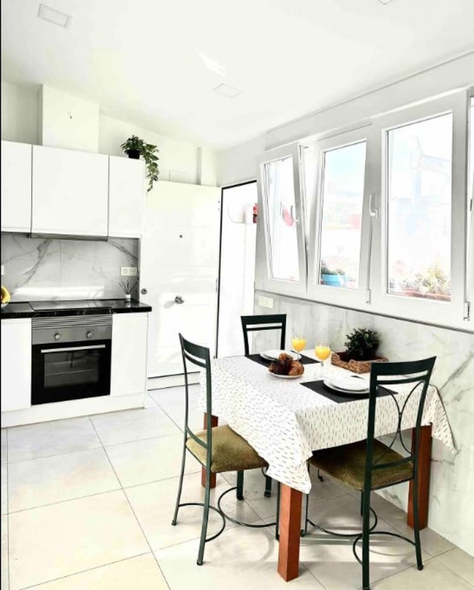 8 soverom Bedrift til salgs i Malaga by - € 1 300 000 (Ref: 9506014)