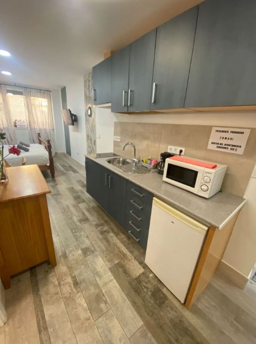 8 soverom Bedrift til salgs i Malaga by - € 1 300 000 (Ref: 9506014)