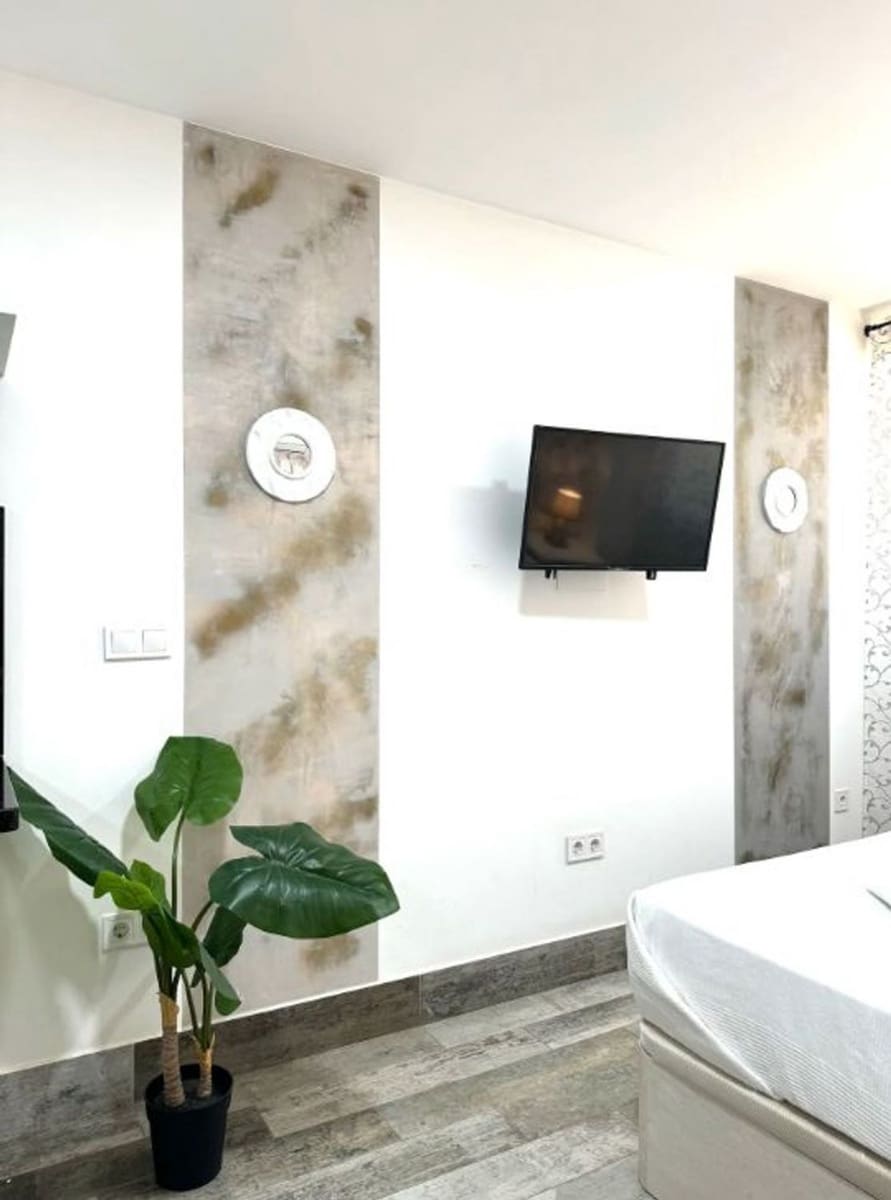 8 soverom Bedrift til salgs i Malaga by - € 1 300 000 (Ref: 9506014)