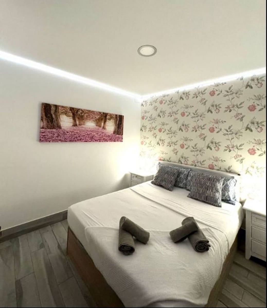 8 soverom Bedrift til salgs i Malaga by - € 1 300 000 (Ref: 9506014)