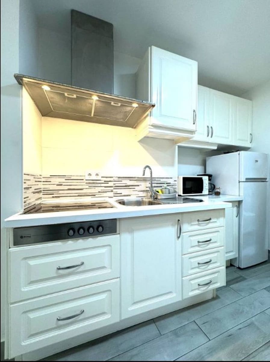 8 soverom Bedrift til salgs i Malaga by - € 1 300 000 (Ref: 9506014)