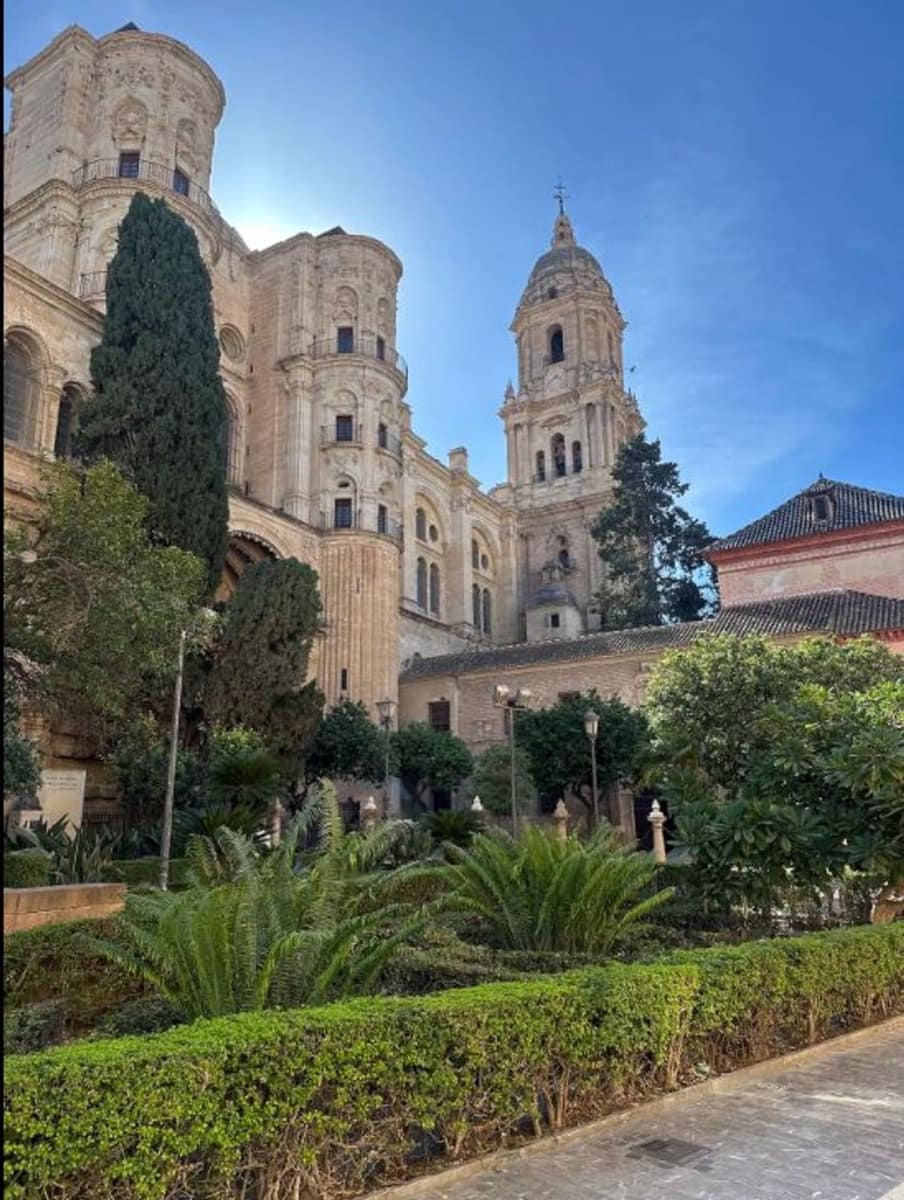 8 soverom Bedrift til salgs i Malaga by - € 1 300 000 (Ref: 9506014)