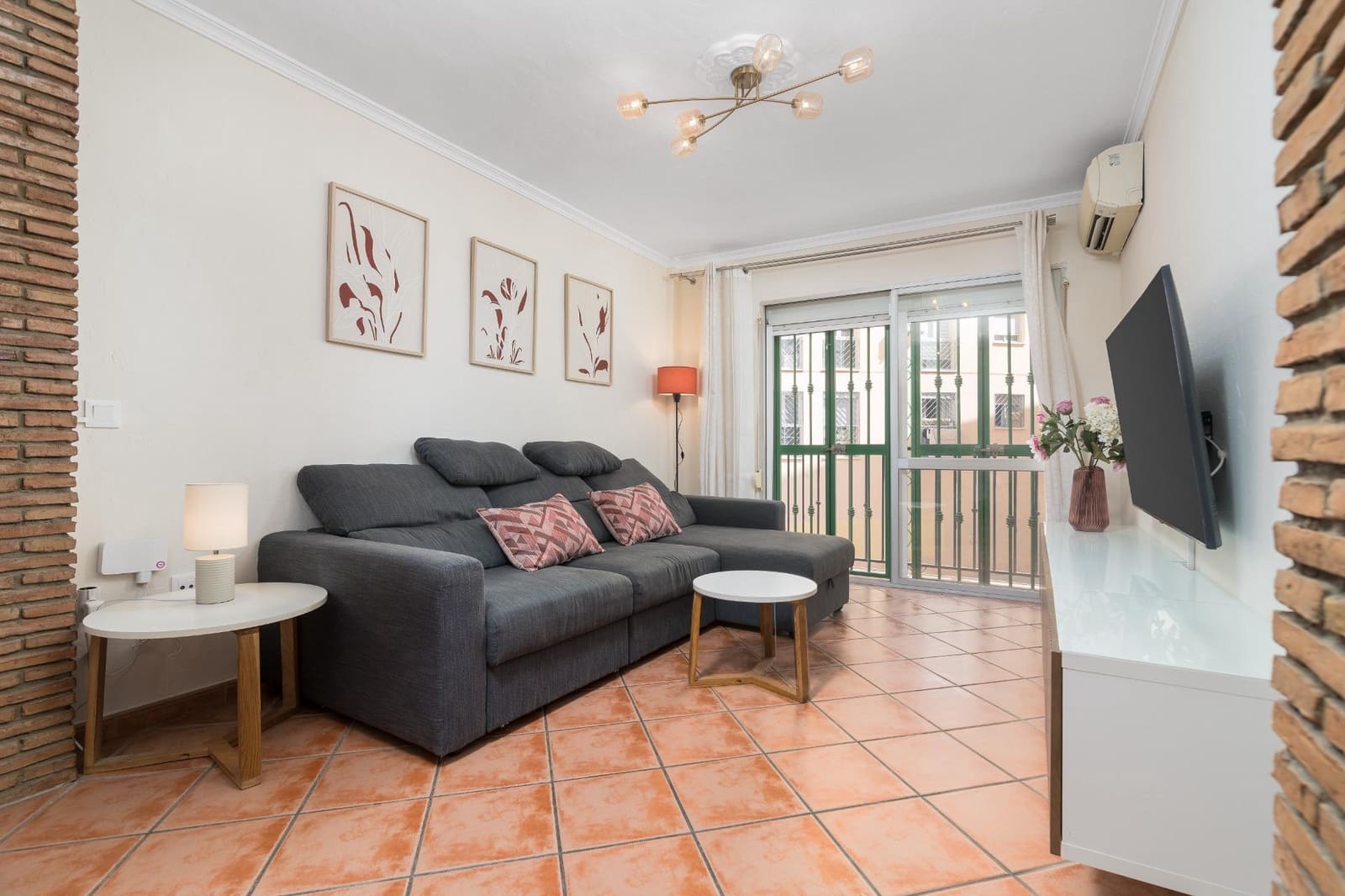 Piso de 3 habitaciones en Málaga ciudad en venta con garaje - 295.000 € (Ref: 9506015)