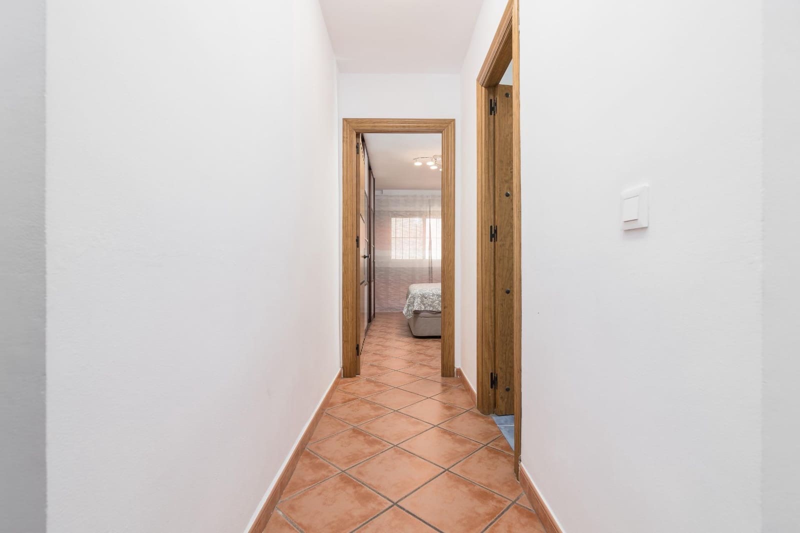 Piso de 3 habitaciones en Málaga ciudad en venta con garaje - 295.000 € (Ref: 9506015)