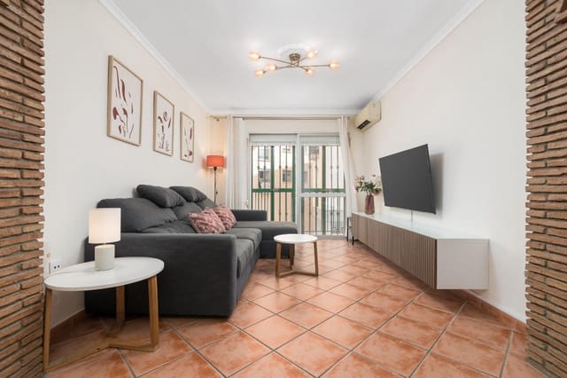 Piso de 3 habitaciones en Málaga ciudad en venta con garaje - 295.000 € (Ref: 9506015)