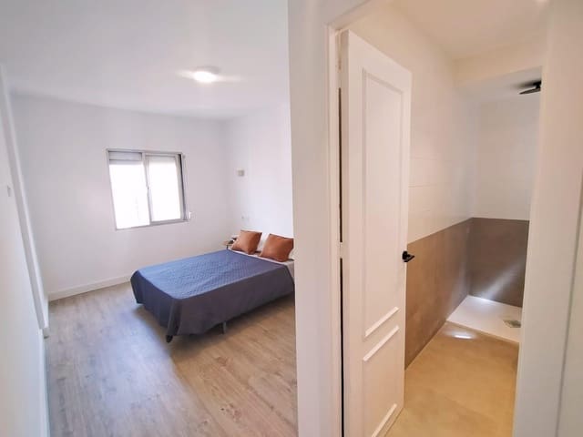 Piso de 3 habitaciones en Málaga ciudad en venta - 290.000 € (Ref: 9506016)