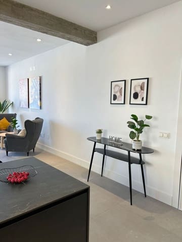 Piso de 3 habitaciones en Centro Historico, Málaga ciudad en venta - 1.395.000 € (Ref: 9506018)