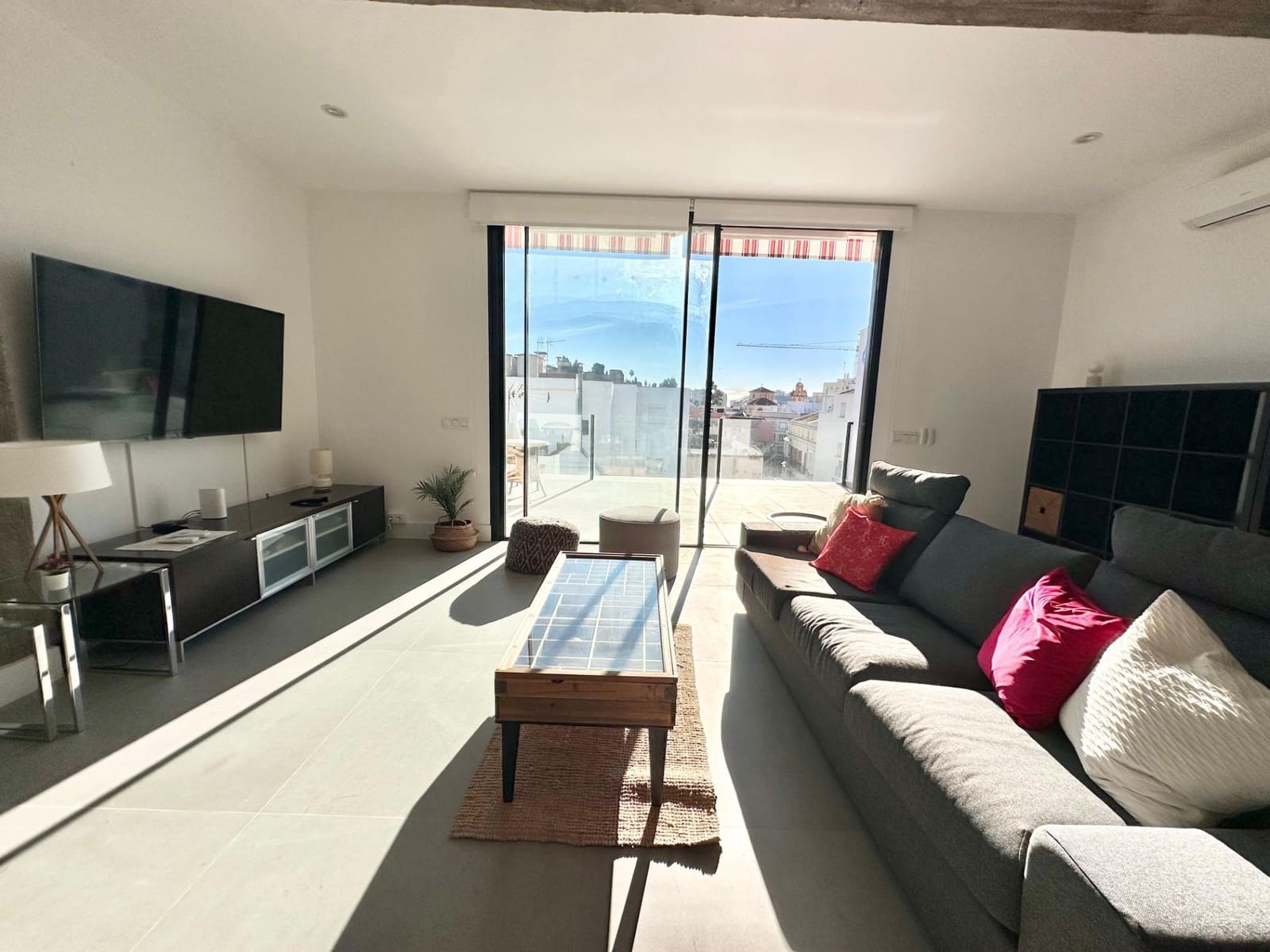 Piso de 3 habitaciones en Málaga ciudad en venta - 1.395.000 € (Ref: 9506018)