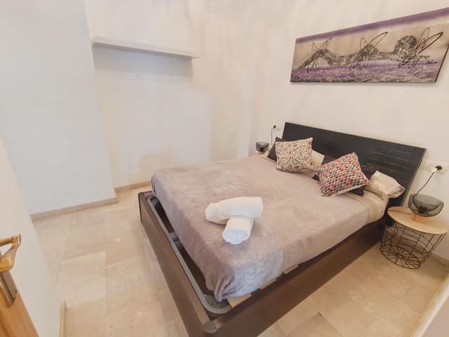 Piso de 2 habitaciones en Málaga ciudad en venta - 215.000 € (Ref: 9506022)