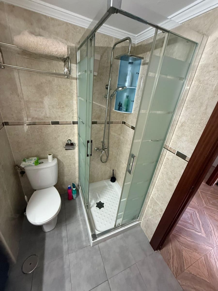 3 bedroom Flat for sale in Malaga city - € 350,000 (Ref: 9506023)