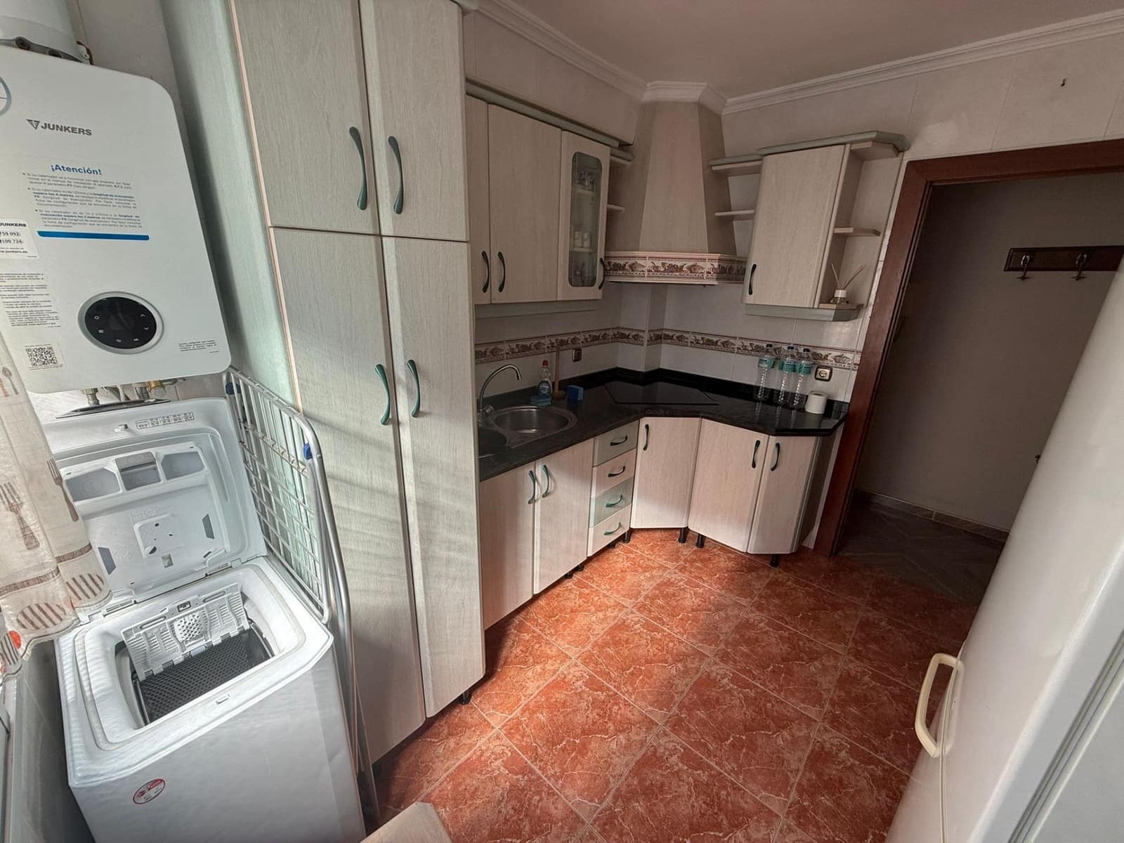 3 bedroom Flat for sale in Malaga city - € 350,000 (Ref: 9506023)