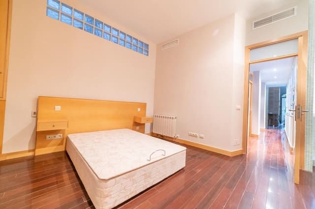 Piso de 4 habitaciones en Centro Historico, Málaga ciudad en venta - 1.500.000 € (Ref: 9506024)