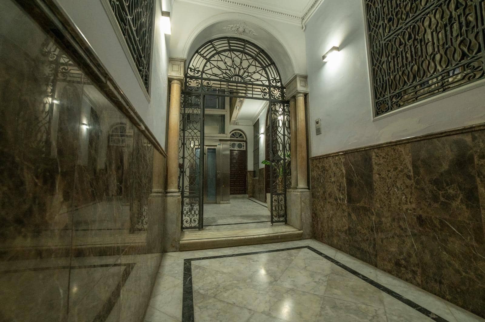 Piso de 4 habitaciones en Málaga ciudad en venta - 1.500.000 € (Ref: 9506024)
