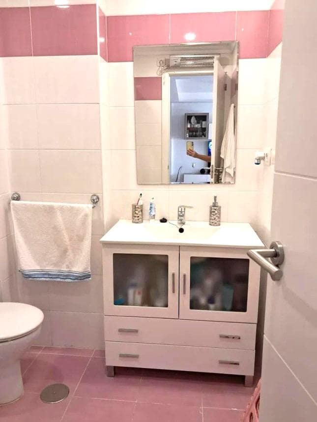 3 bedroom Flat for sale in Malaga city - € 299,000 (Ref: 9506029)