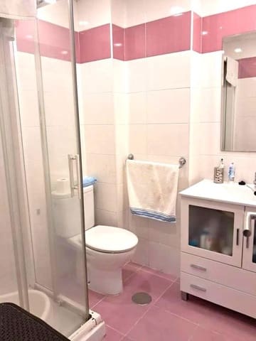 3 bedroom Flat for sale in Martiricos, Málaga city - € 299,000 (Ref: 9506029)