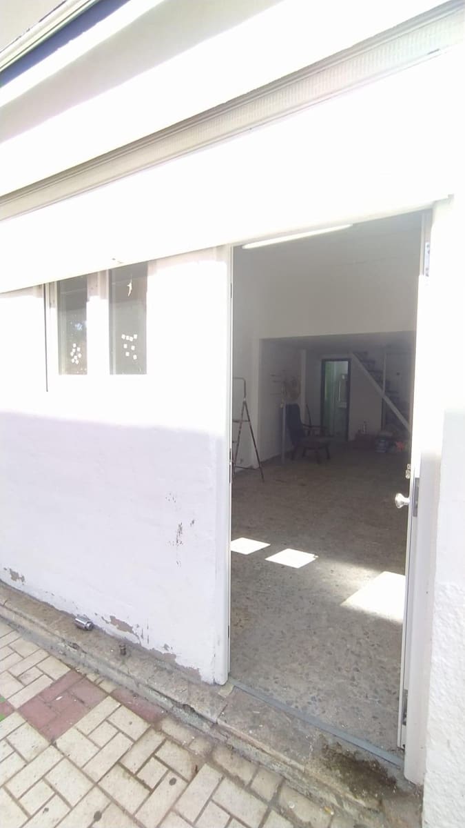 Komercyjne na sprzedaż w Miasto Malaga - 79 000 € (Ref: 9506031)