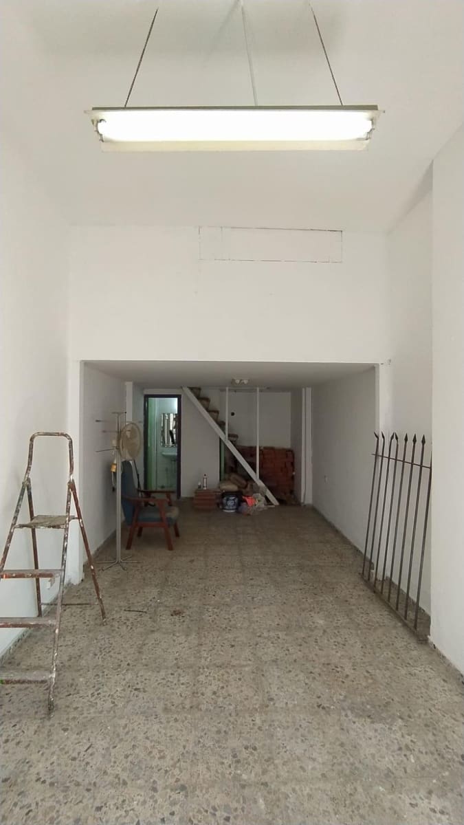 Komercyjne na sprzedaż w Miasto Malaga - 79 000 € (Ref: 9506031)