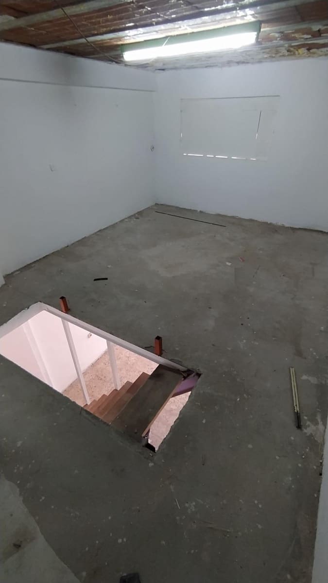 Komercyjne na sprzedaż w Miasto Malaga - 79 000 € (Ref: 9506031)