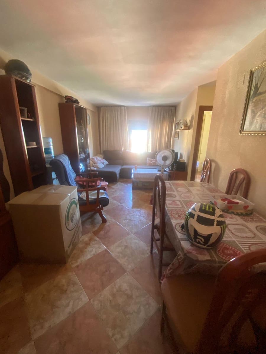 3 bedroom Flat for sale in Malaga city - € 270,000 (Ref: 9506033)