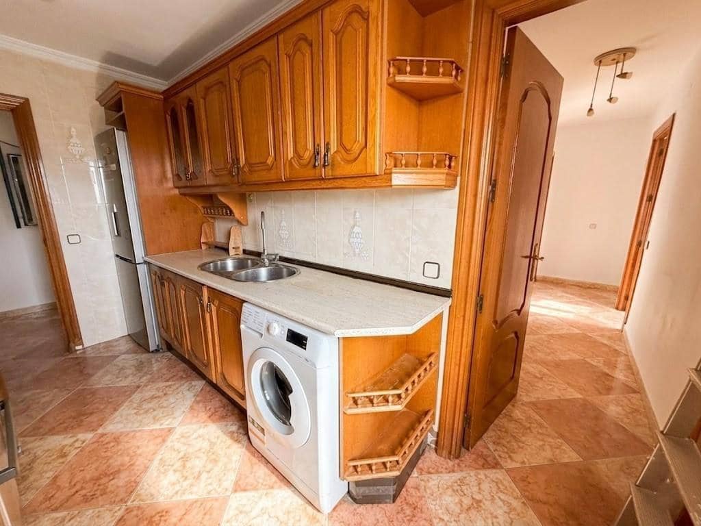 Piso de 3 habitaciones en Málaga ciudad en venta - 270.000 € (Ref: 9506033)