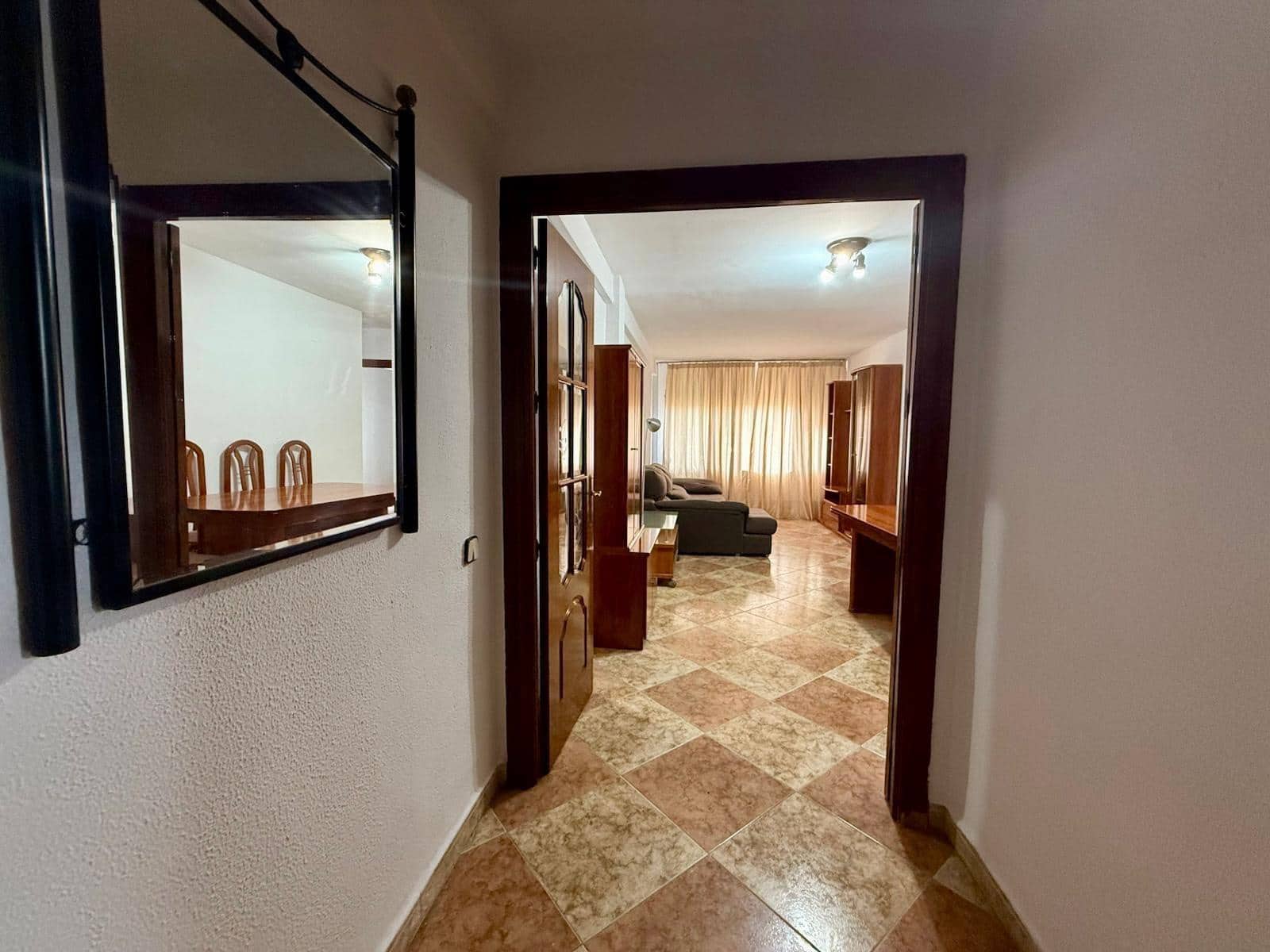 Piso de 3 habitaciones en Málaga ciudad en venta - 270.000 € (Ref: 9506033)