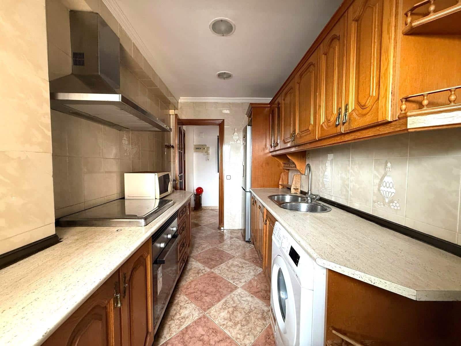Piso de 3 habitaciones en Málaga ciudad en venta - 270.000 € (Ref: 9506033)