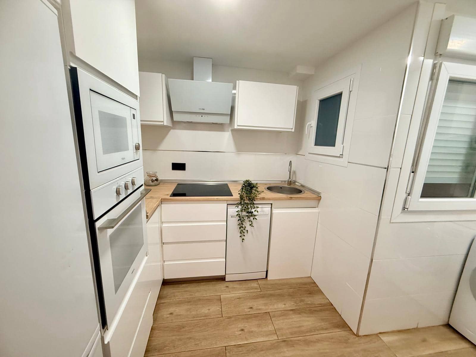 2 bedroom Flat for sale in Malaga city - € 269,000 (Ref: 9506041)