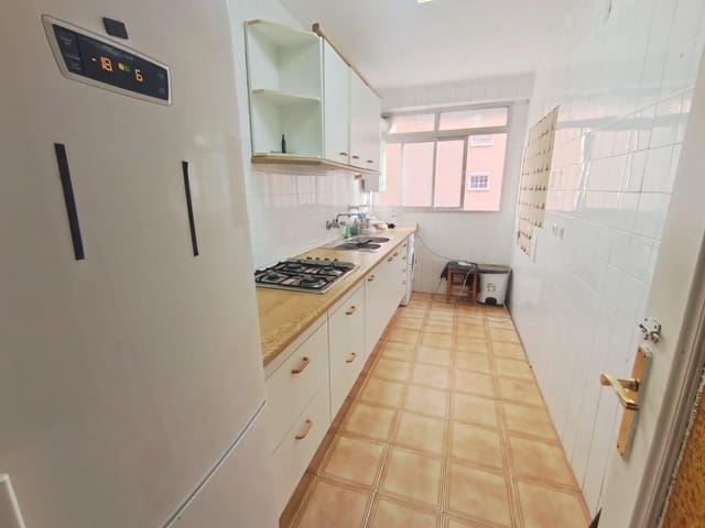 3 makuuhuone Asunto myytävänä paikassa Ciudad Jardín, Málaga kaupunki - 209 900 € (Ref: 9506044)