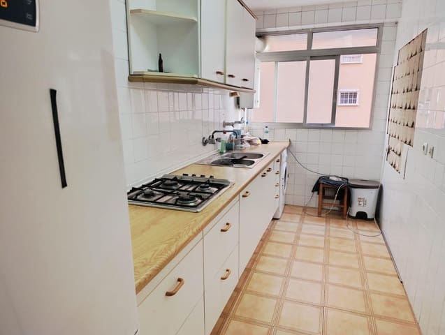 3 makuuhuone Asunto myytävänä paikassa Ciudad Jardín, Málaga kaupunki - 209 900 € (Ref: 9506044)