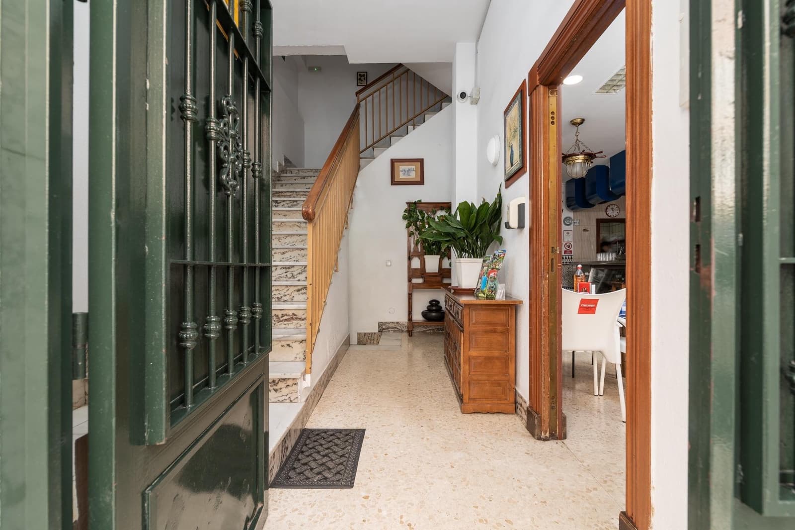 30 slaapkamer Hotel te koop in Torremolinos - € 1.800.000 (Ref: 9506048)