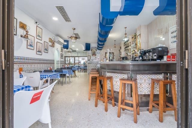 30 slaapkamer Hotel te koop in Torremolinos - € 1.800.000 (Ref: 9506048)