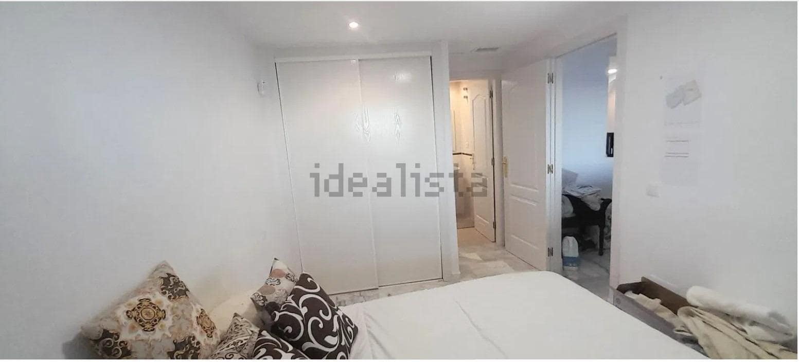 2 soverom Leilighet til salgs i Benalmadena med svømmebasseng garasje - € 315 000 (Ref: 9506049)