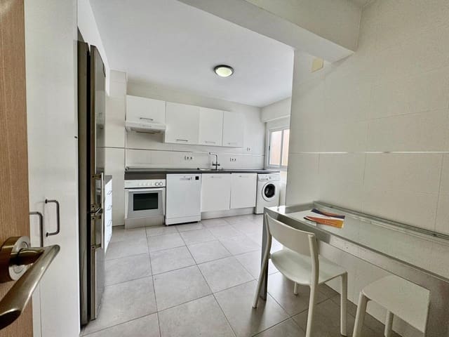 4 slaapkamer Flat te koop in Virgen de Belen, Málaga stad - € 325.000 (Ref: 9506053)