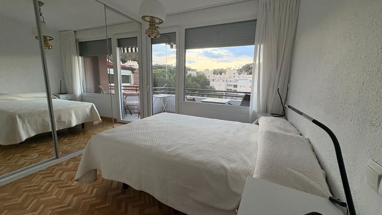 4 sovrum Lägenhet att hyra i Malaga stad med pool - 1 800 € (Ref: 9506061)