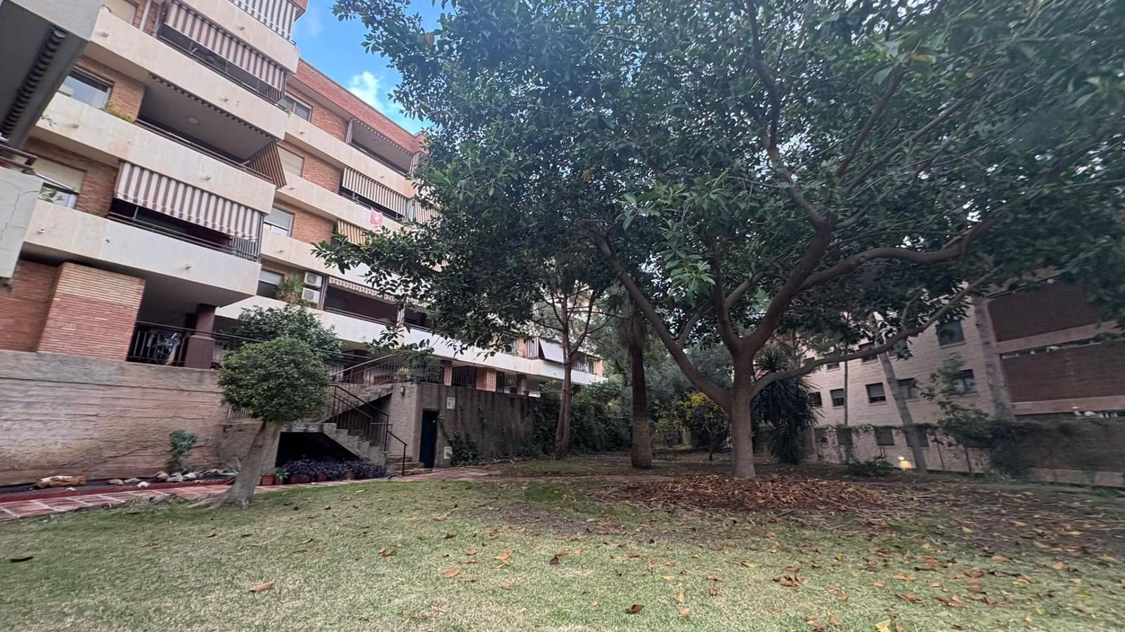 4 sovrum Lägenhet att hyra i Malaga stad med pool - 1 800 € (Ref: 9506061)