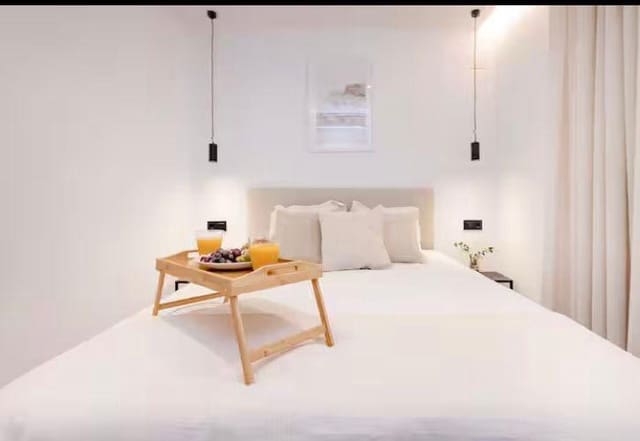 3 makuuhuone Asunto vuokrattavana paikassa La Victoria, Málaga kaupunki - 1 350 € (Ref: 9506062)