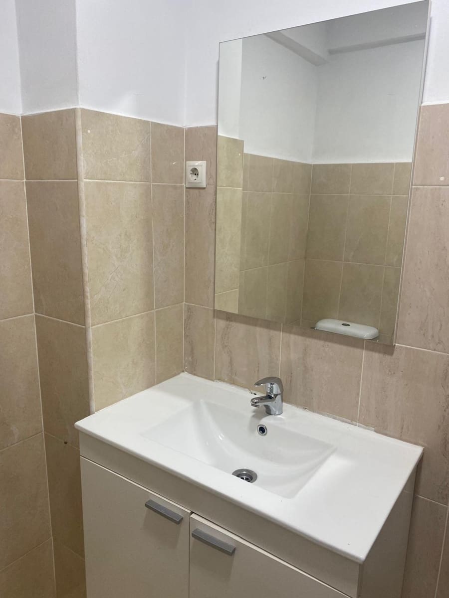 3 sypialnia Mieszkanie do wynajęcia w Miasto Malaga - 1 200 € (Ref: 9506064)
