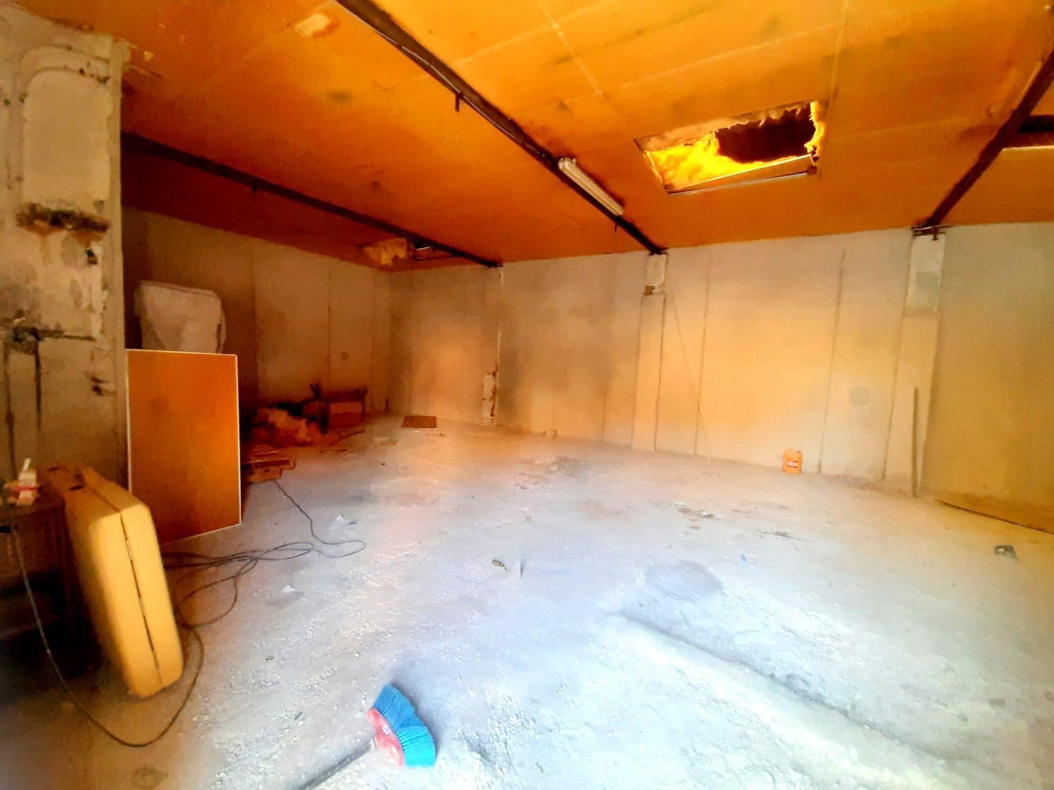 Kaupallinen myytävänä paikassa Malaga kaupunki - 190 000 € (Ref: 9506079)