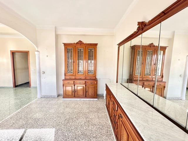 4 chambre Appartement à vendre à Malaga ville - 299 000 € (Ref: 9506080)