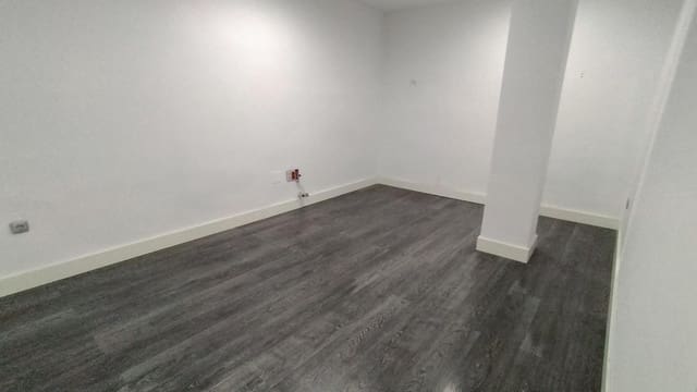Oficina de 2 habitaciones en Centro Historico, Málaga ciudad en venta - 175.000 € (Ref: 9506087)